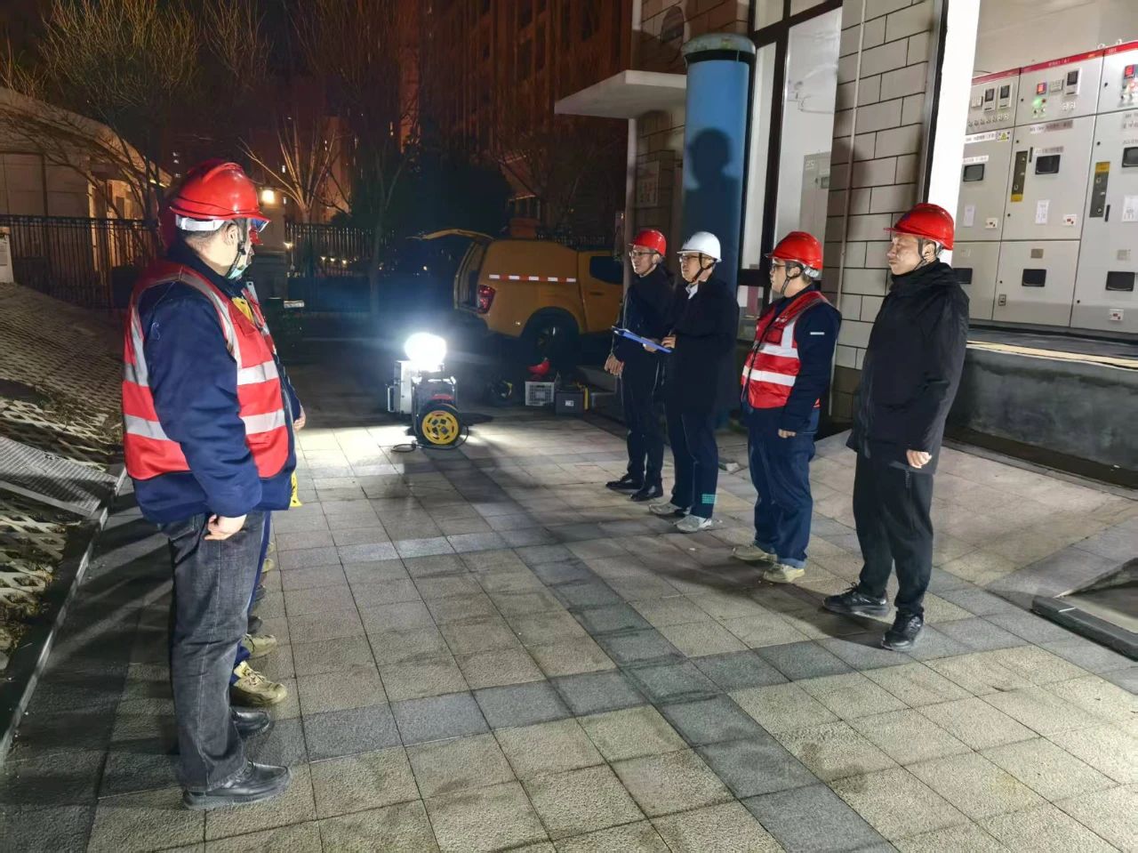 1744191385085082013.jpg 1744191385085082013.jpg