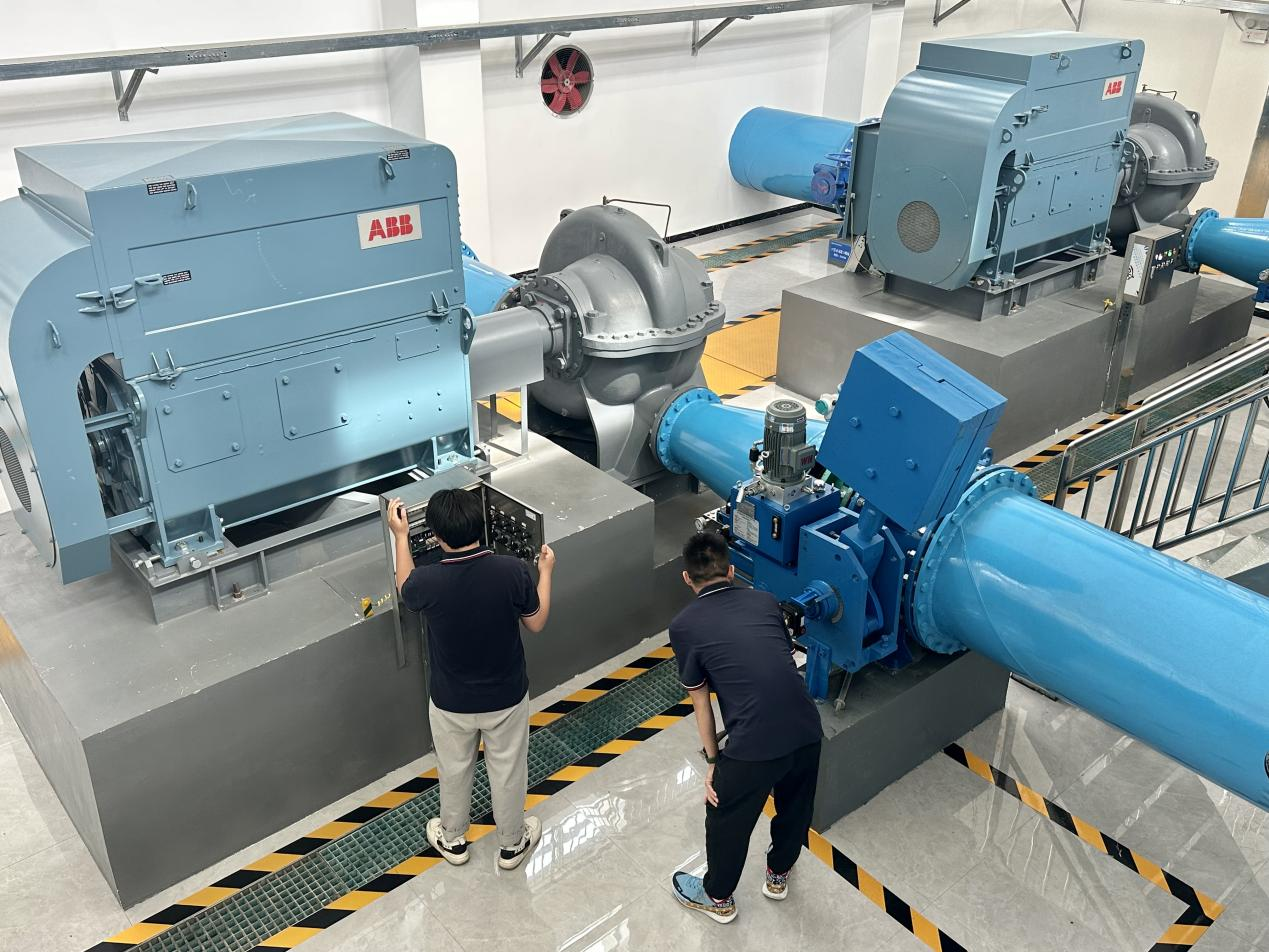 1748569291469030982.png 1748569291469030982.png